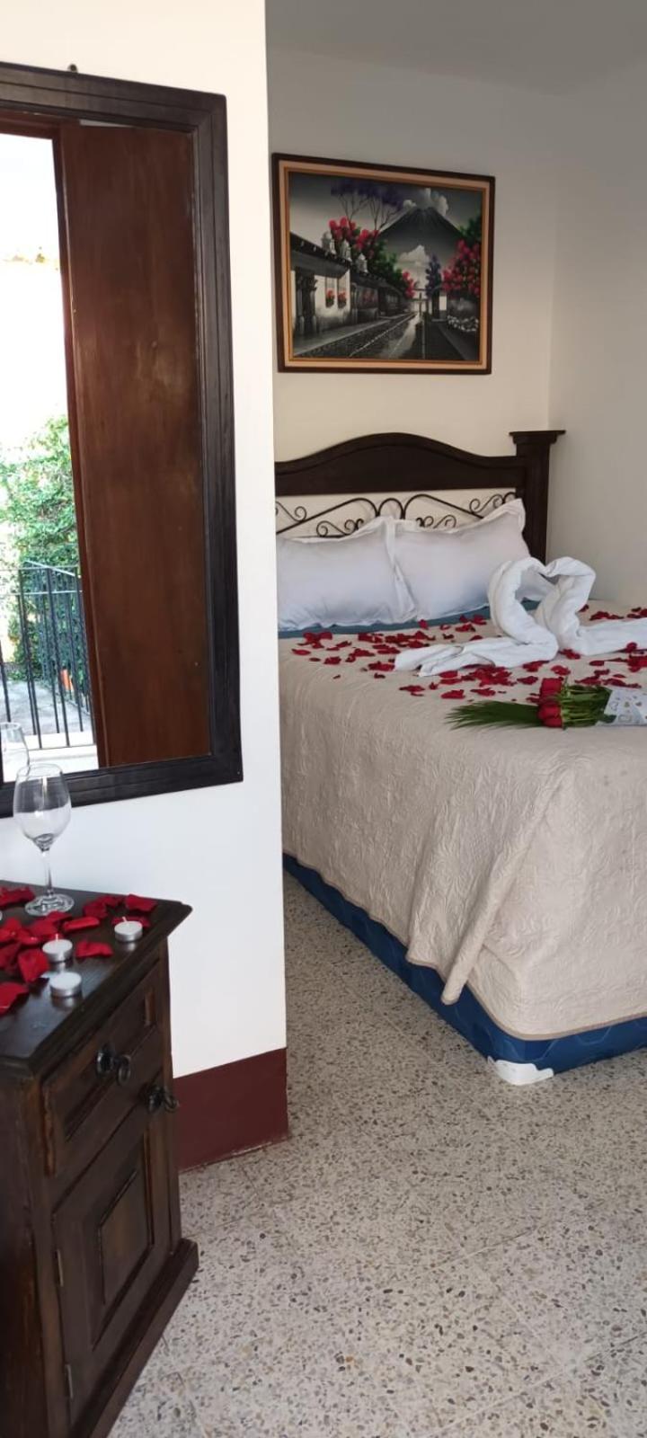 Hotel San Sebastian Antigua Eksteriør bilde